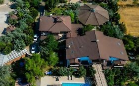 Akkızhan Otel